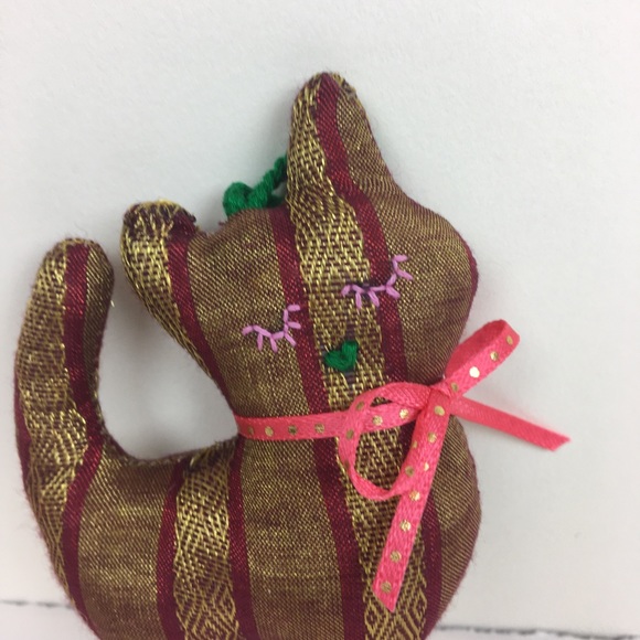 Pair of handmade cats 🐱 keychain ornaments - Picture 2 of 8